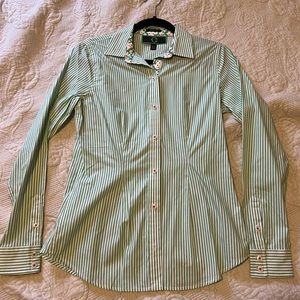 C. Wonder Button Down Women’s Top